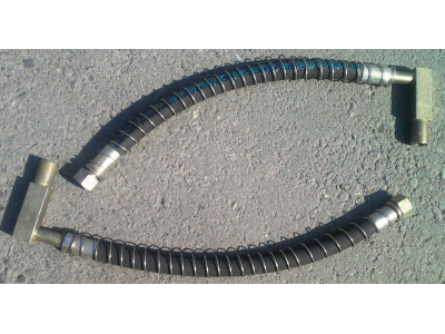 Шланг подъема кузова ø28х660 (МП90) HOWO (ХОВО)  фото 1 Владивосток